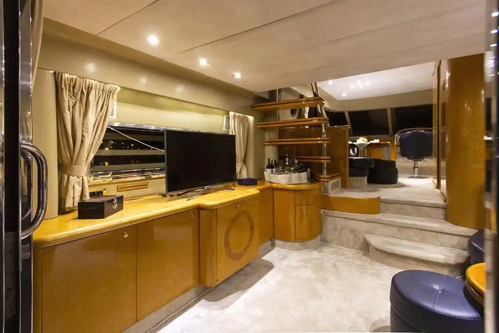 YACHT HURREM
